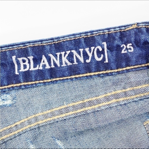 Blank NYC Jean Shorts “I Know You Want Me” Denim Size 25 = 2 nyc New NWT - Picture 4 of 10